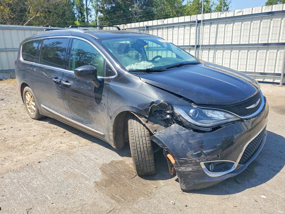 Photo 4 from auction – 2020 CHRYSLER PACIFICA with VIN 2C4RC1BG7LR271548