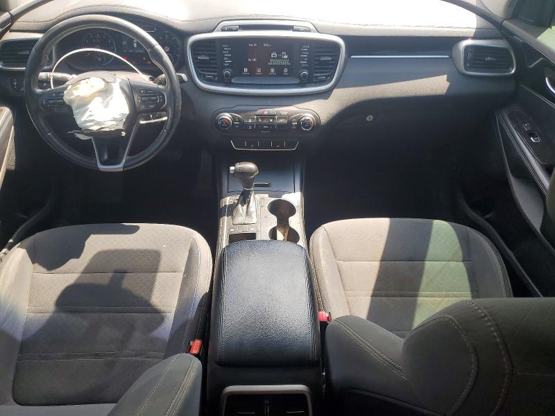 Photo 8 from auction – 2017 KIA SORENTO with VIN 5XYPG4A36HG276537