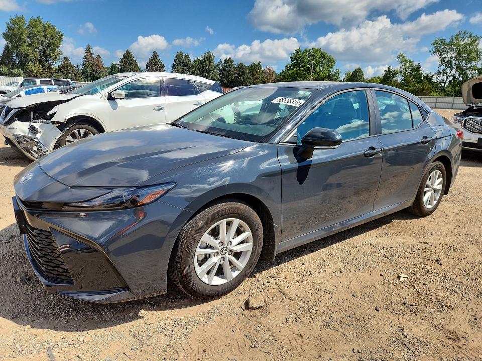 Photo 1 from auction – 2026 TOYOTA CAMRY with VIN 4T1DAACK9TU311629