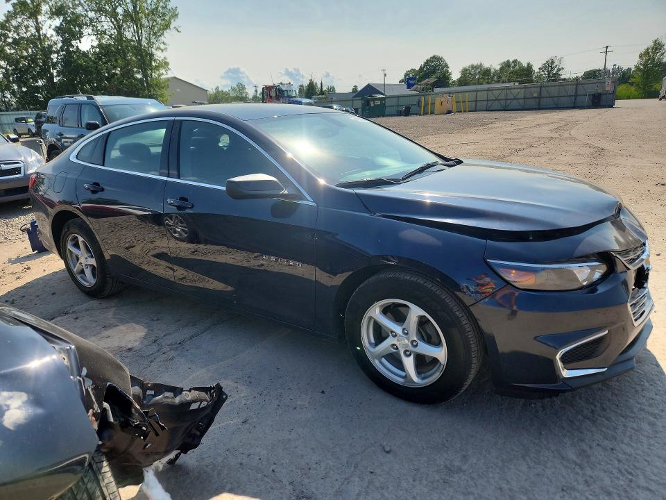 Photo 4 from auction – 2018 CHEVROLET MALIBU with VIN 1G1ZB5ST5JF214530