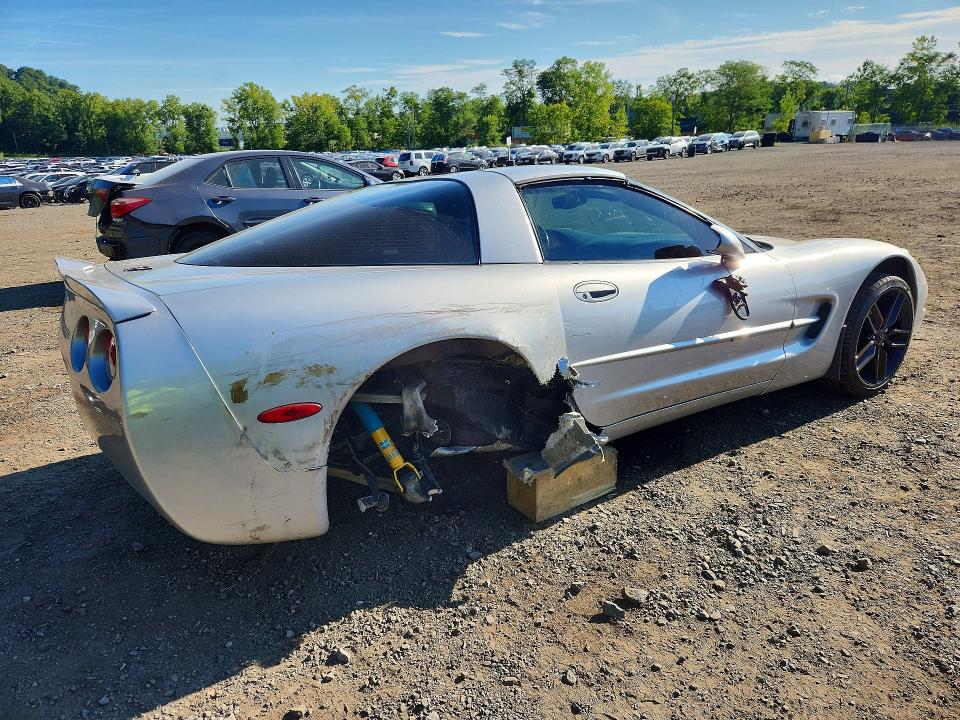 Photo 3 from auction – 1998 CHEVROLET CORVETTE with VIN 1G1YY22G3W5100356