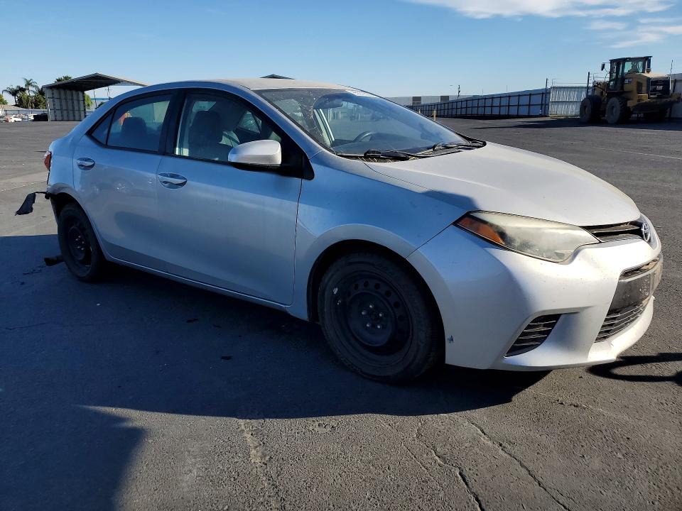 Photo 4 from auction – 2015 TOYOTA COROLLA with VIN 2T1BURHE7FC353366