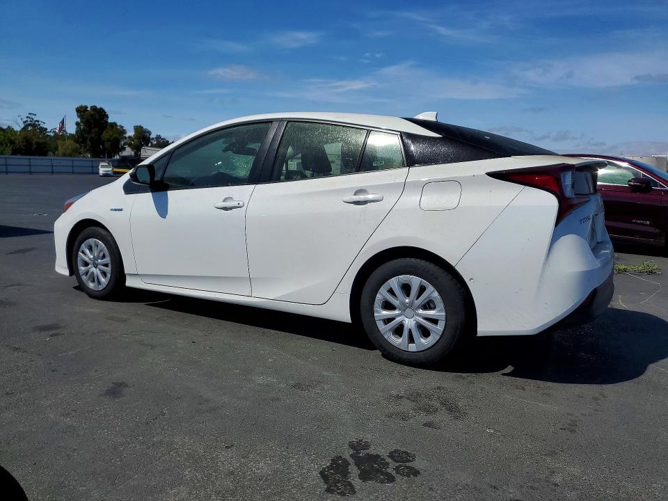 Photo 2 from auction – 2021 TOYOTA PRIUS with VIN JTDKAMFU3M3144153