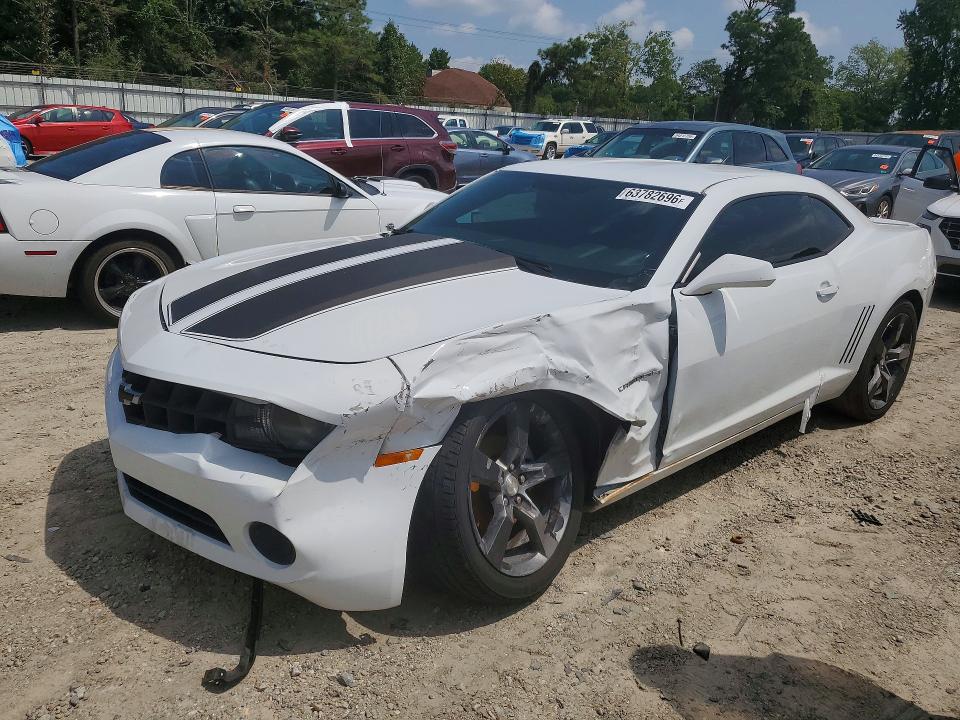 CHEVROLET CAMARO 2013 with VIN 2G1FA1E33D9136112 - Photo from auction