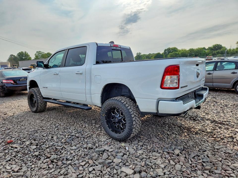 Foto 2 de la subasta – 2021 RAM 1500 con VIN 1C6SRFFT5MN552256