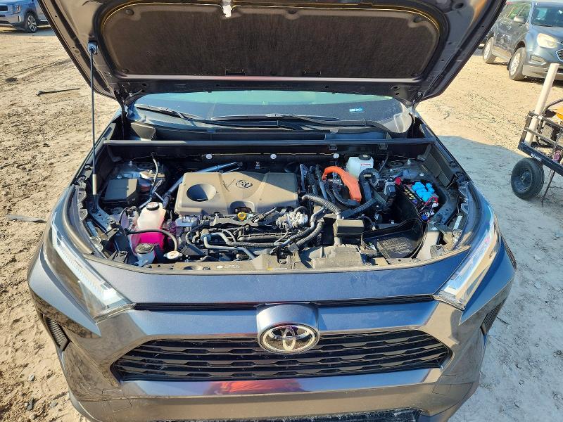 Photo 12 from auction – 2025 TOYOTA RAV4 with VIN JTMMWRFV5SD302595