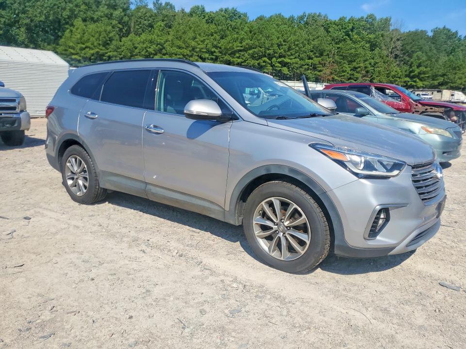 Photo 4 from auction – 2018 HYUNDAI SANTA FE with VIN KM8SNDHF1JU260536