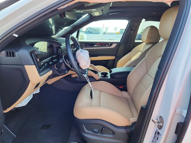 Photo 7 from auction – 2026 PORSCHE CAYENNE with VIN WP1AA2AYXTDA04005