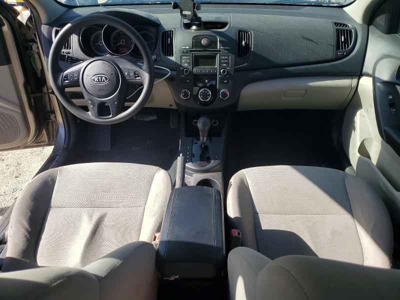 Photo 8 from auction – 2010 KIA FORTE with VIN KNAFU4A23A5861972