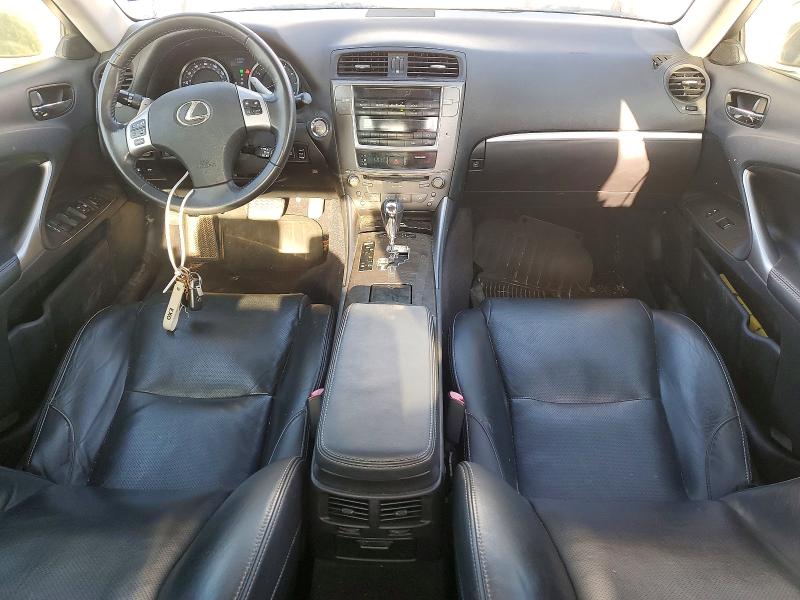 Photo 8 from auction – 2011 LEXUS IS with VIN JTHCF5C21B5048990