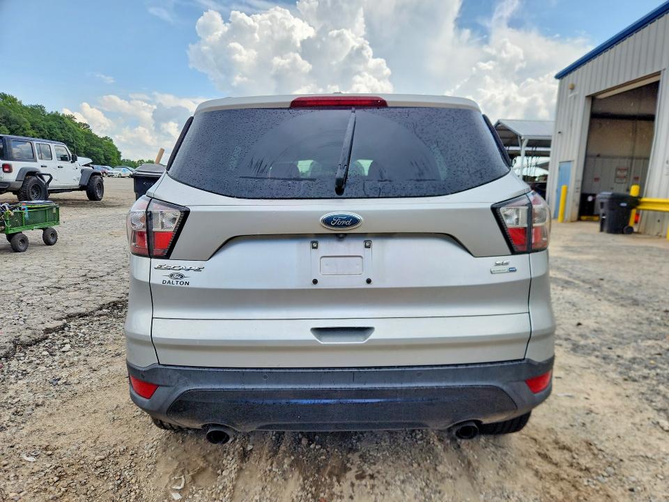Photo 6 from auction – 2017 FORD ESCAPE with VIN 1FMCU9G91HUE86604