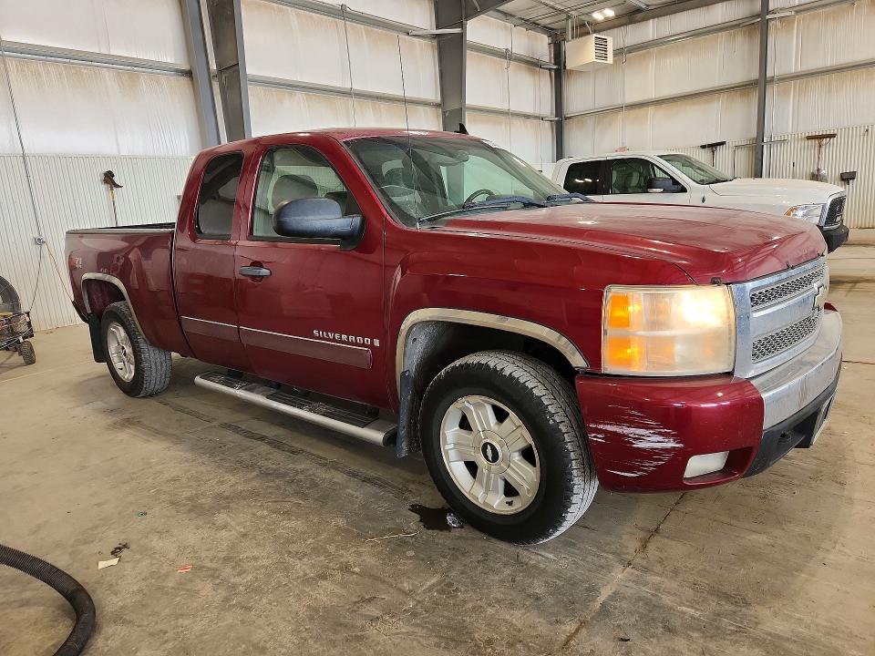 Photo 4 from auction – 2007 CHEVROLET SILVERADO with VIN 2GCEK190971679547