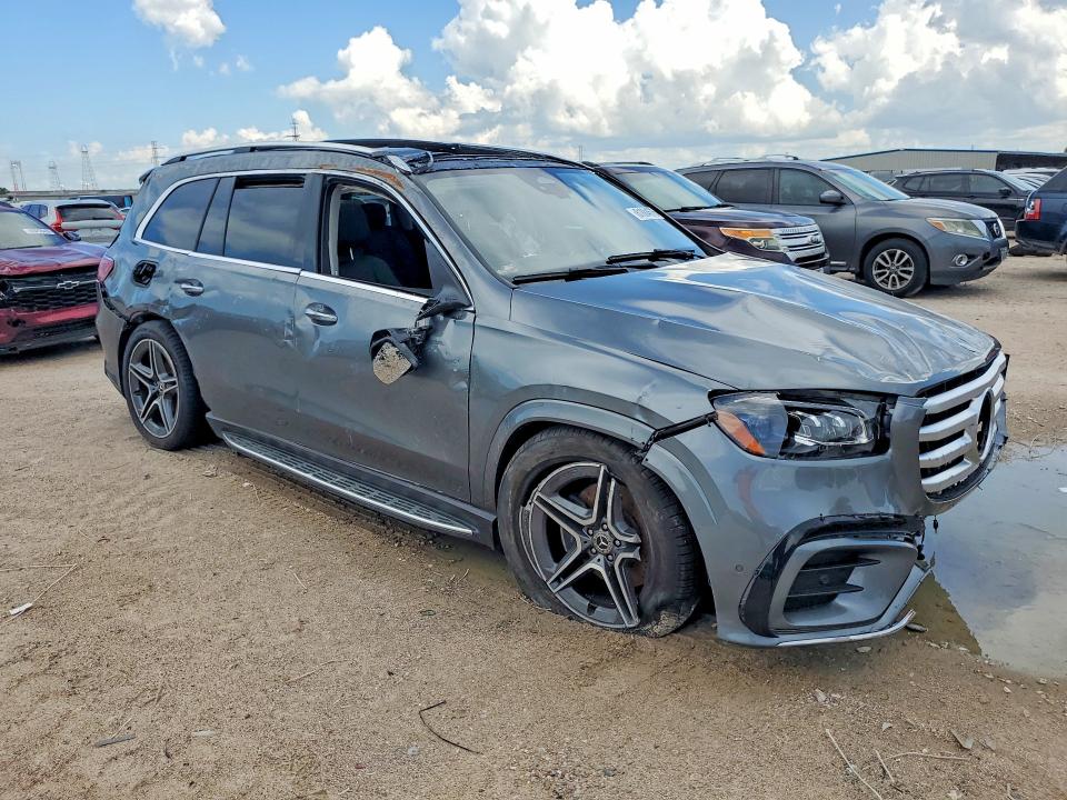 Photo 4 from auction – 2026 MERCEDES-BENZ GLS with VIN 4JGFF5KE1TB501174