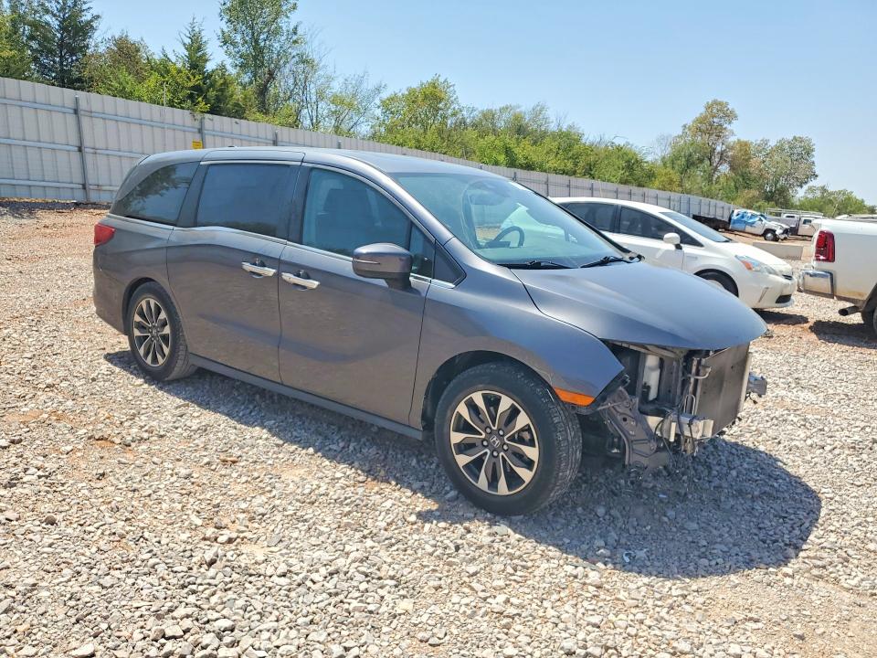 Photo 4 from auction – 2021 HONDA ODYSSEY with VIN 5FNRL6H73MB025565