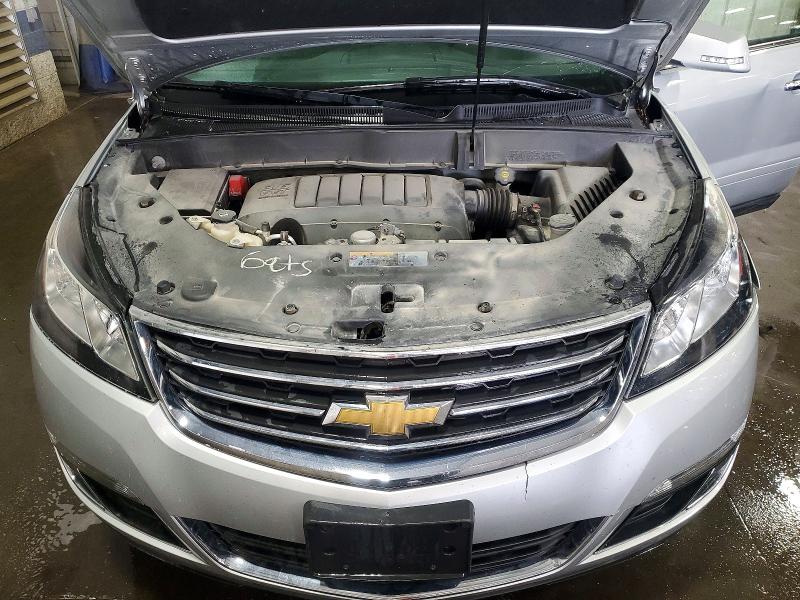Photo 11 from auction – 2017 CHEVROLET TRAVERSE with VIN 1GNKVGKD0HJ225793