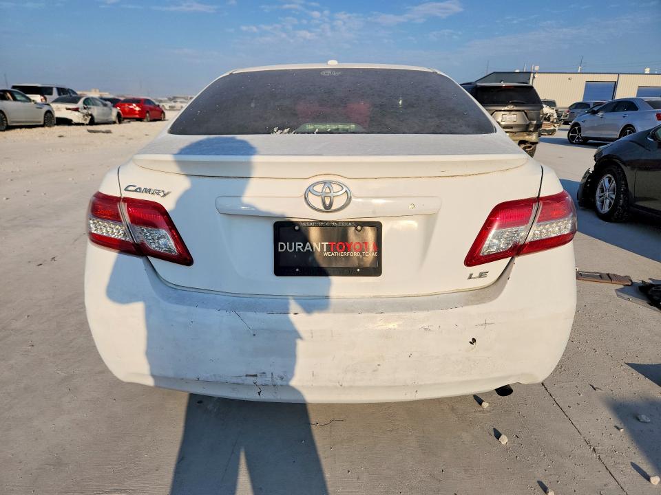 Photo 6 from auction – 2011 TOYOTA CAMRY with VIN 4T1BF3EK3BU760854