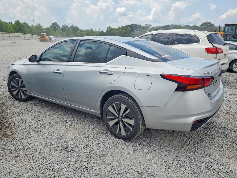 Photo 2 from auction – 2021 NISSAN ALTIMA with VIN 1N4BL4DW5MN309869