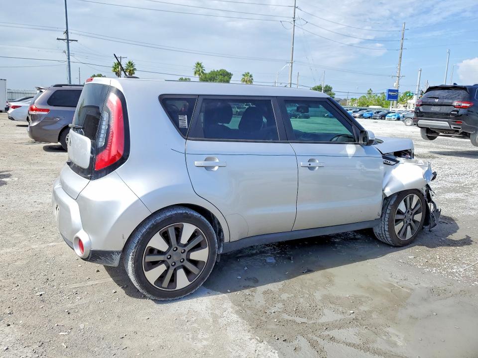 Photo 3 from auction – 2015 KIA SOUL with VIN KNDJX3A57F7779179