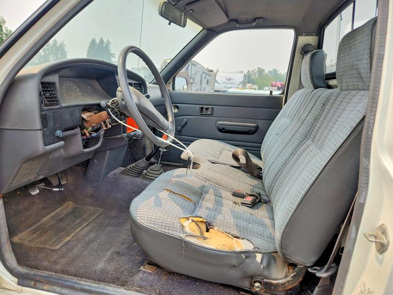 Photo 7 from auction – 1991 TOYOTA PICKUP with VIN JT4RN01P8M0010561