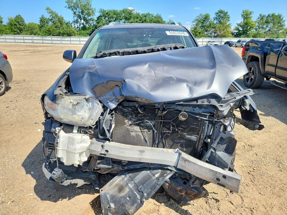 Photo 5 from auction – 2009 TOYOTA HIGHLANDER with VIN JTEES42A292120165