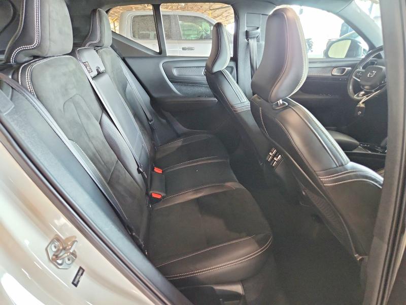 Photo 10 from auction – 2020 VOLVO XC40 with VIN YV4162UM5L2348653