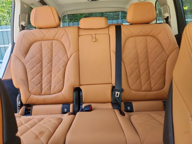 Photo 10 from auction – 2025 BMW X7 with VIN 5UX23EM09S9Y85156