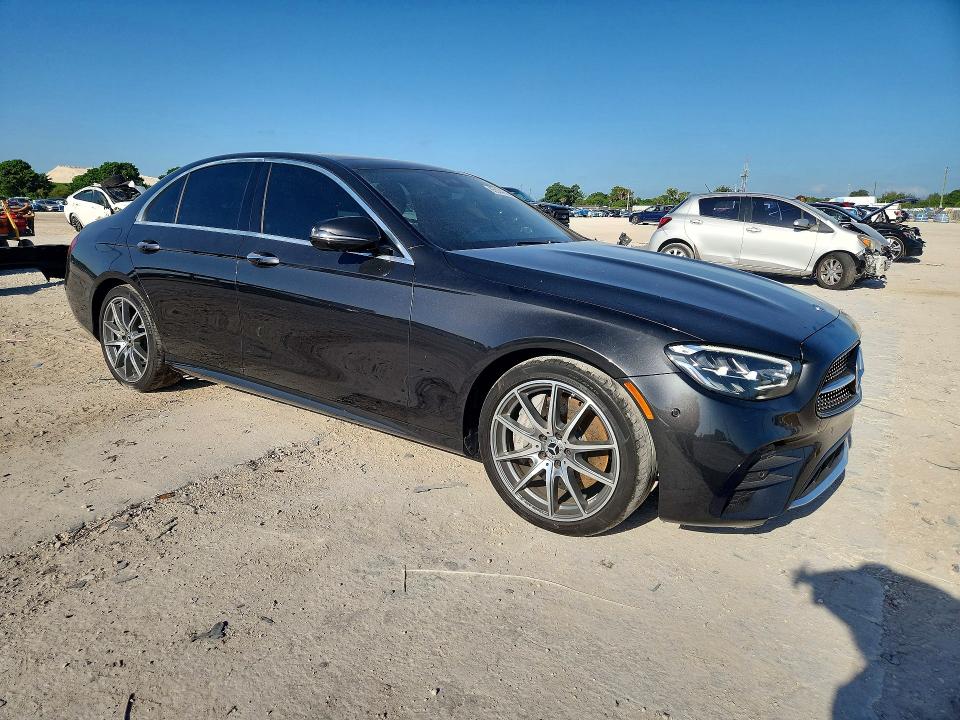 Photo 4 from auction – 2021 MERCEDES-BENZ E with VIN W1KZF8DB7MA964567