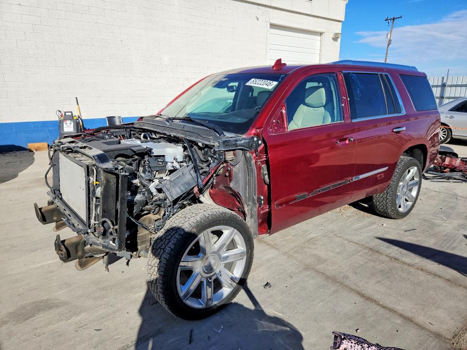 CADILLAC ESCALADE 2017 with VIN 1GYS4CKJ1HR358553 - Photo from auction