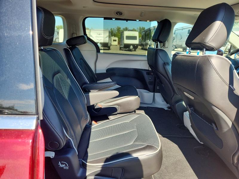 Photo 10 from auction – 2022 CHRYSLER PACIFICA with VIN 2C4RC3GGXNR174514