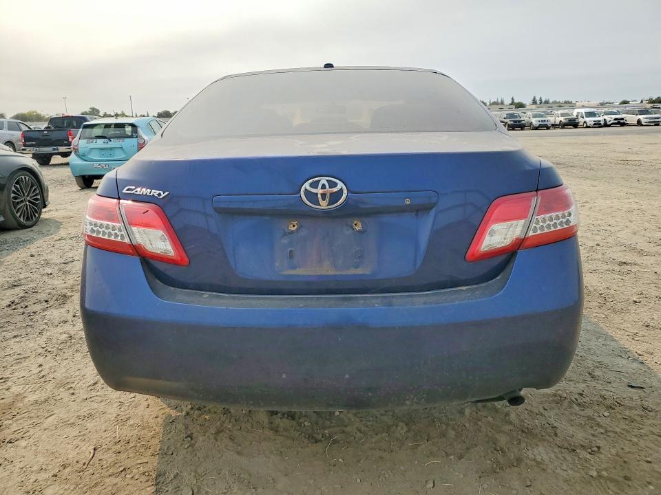Photo 6 from auction – 2011 TOYOTA CAMRY with VIN 4T1BF3EK3BU726851