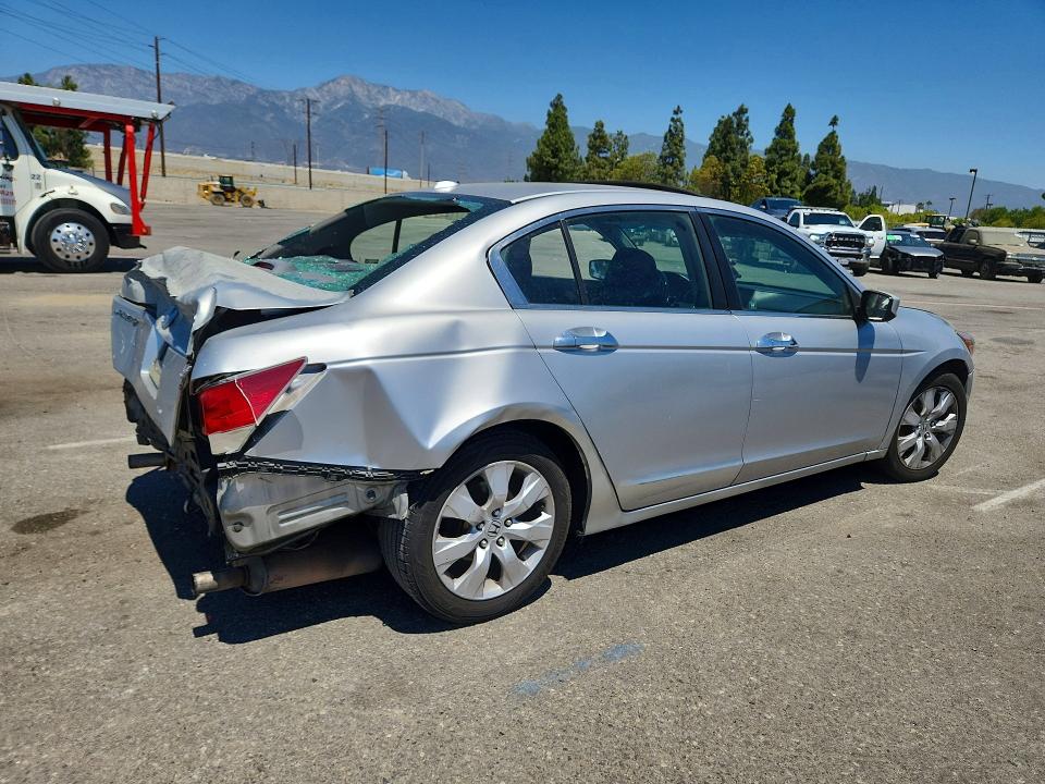 Photo 3 from auction – 2009 HONDA ACCORD with VIN 1HGCP36879A018401