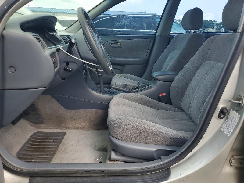 Photo 7 from auction – 2001 TOYOTA CAMRY with VIN 4T1BG22KX1U109960