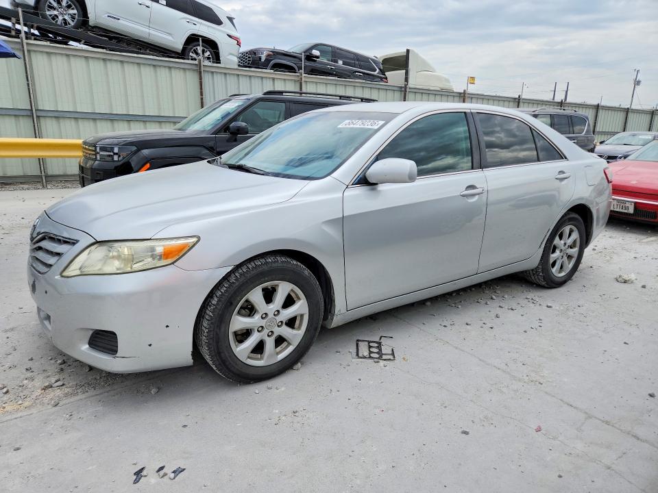 Zdjęcie 1 z aukcji – 2011 TOYOTA CAMRY z VIN 4T4BF3EK5BR165011