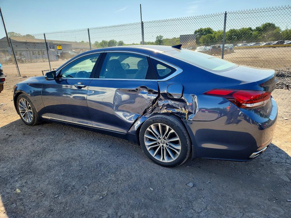 Photo 2 from auction – 2016 HYUNDAI GENESIS with VIN KMHGN4JE4GU108461