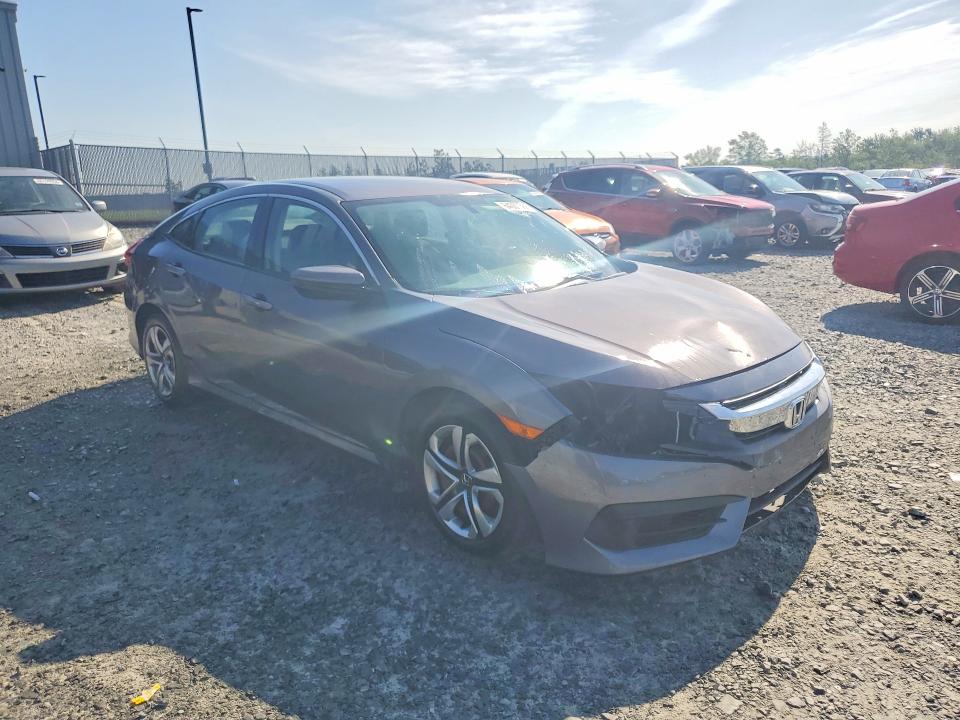 Photo 4 from auction – 2017 HONDA CIVIC with VIN 2HGFC2F58HH022398