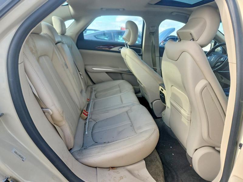 Photo 10 from auction – 2016 LINCOLN MKZ with VIN 3LN6L2LU6GR626153