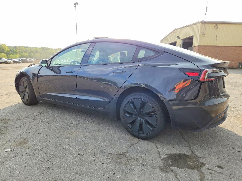 صورة رقم 2 من المزاد - 2024 TESLA MODEL 3 مع VIN 5YJ3E1EA8RF855792