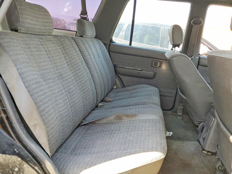 Photo 11 from auction – 1994 TOYOTA 4RUNNER with VIN JT3VN29V4R0024417