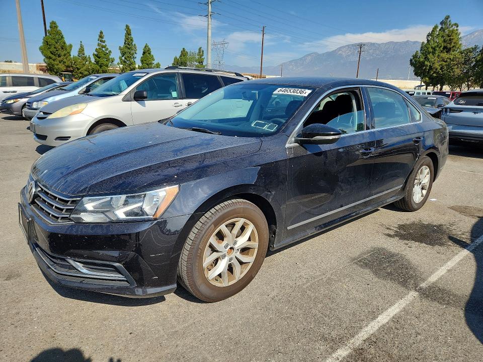 2017 VOLKSWAGEN PASSAT - Търг №64653036