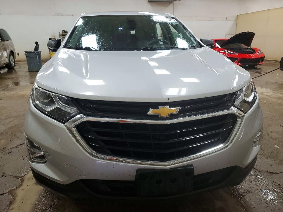 Photo 5 from auction – 2019 CHEVROLET EQUINOX with VIN 2GNAXHEV3K6271400