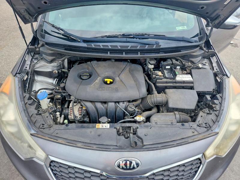 Photo 11 from auction – 2015 KIA FORTE with VIN KNAFX4A88F5318412
