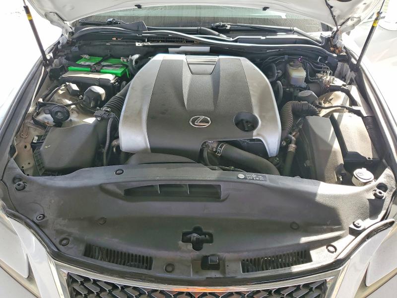 Photo 11 from auction – 2015 LEXUS IS with VIN JTHBE1D28F5019353