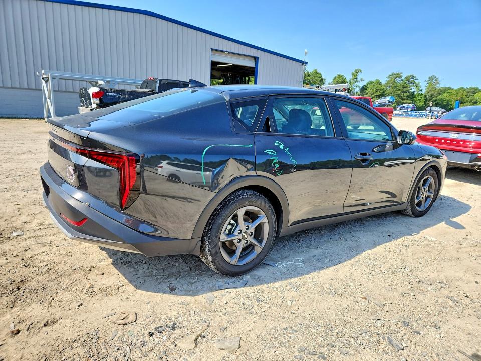 Photo 3 from auction – 2025 KIA K4 with VIN 3KPFT4DE1SE171414