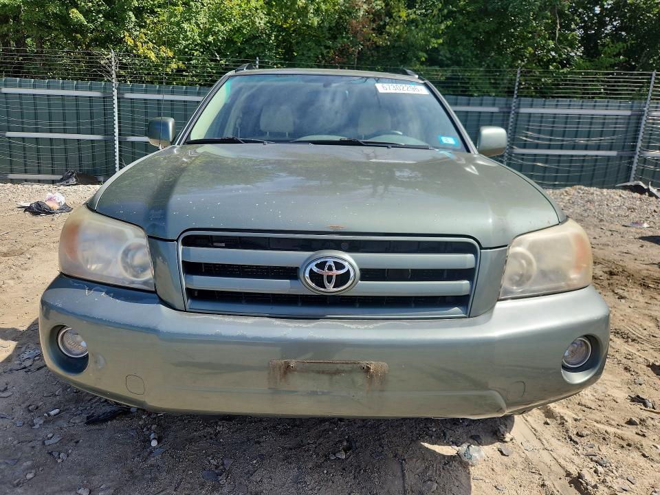 Photo 5 from auction – 2005 TOYOTA HIGHLANDER with VIN JTEEP21A050097367