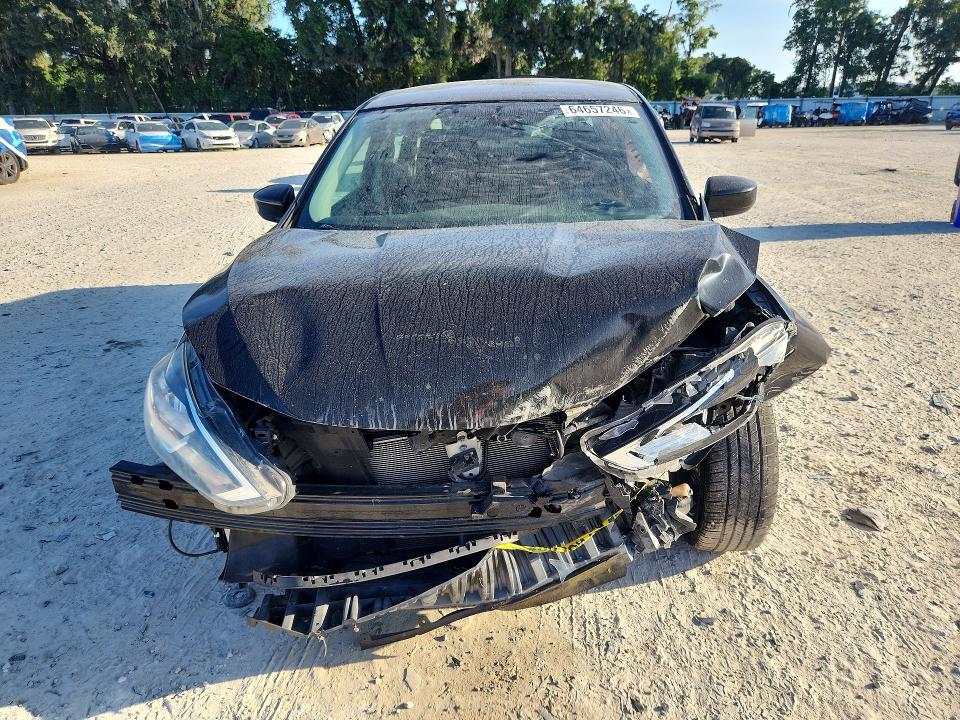 Photo 5 from auction – 2017 NISSAN SENTRA with VIN 3N1AB7AP1HY357937