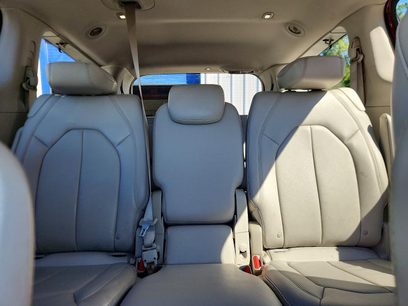 Photo 10 from auction – 2017 CHRYSLER PACIFICA with VIN 2C4RC1BG1HR510700