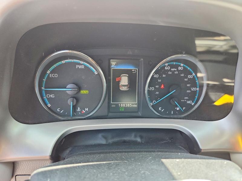 Photo 9 from auction – 2016 TOYOTA RAV4 HV with VIN JTMRJREV5GD022799