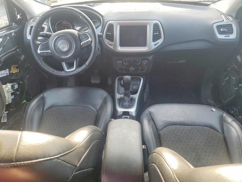 Photo 8 from auction – 2019 JEEP COMPASS with VIN 3C4NJDBB4KT729066
