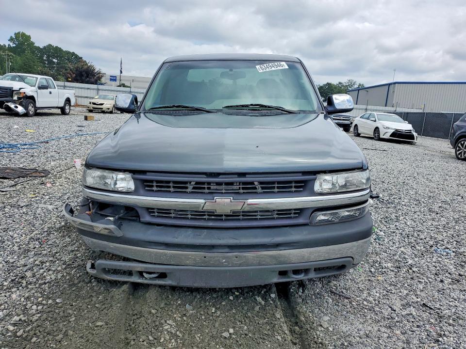 Photo 5 from auction – 2002 CHEVROLET SILVERADO with VIN 2GCEK19T521390958