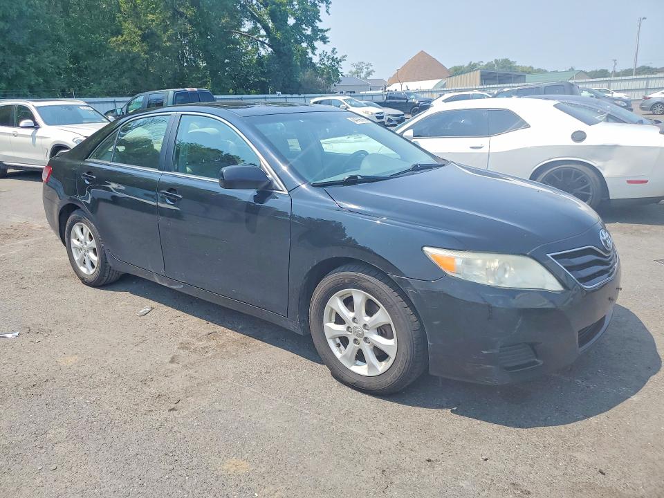 Photo 4 from auction – 2011 TOYOTA CAMRY with VIN 4T4BF3EK6BR166197